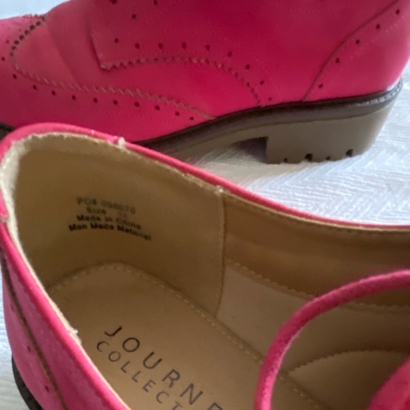 🩷HOT PINK🩷 Suede Oxfords/Wing Tips 
from JOURNEE COLLECTION - Picture 6 of 7